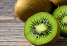 Descubre los sorprendentes beneficios de comer un kiwi diario.