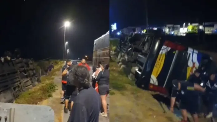 Accidente en Coquimbo: bus de hinchas de Colo Colo volcó Accidente en Coquimbo: bus de hinchas de Colo Colo volcó