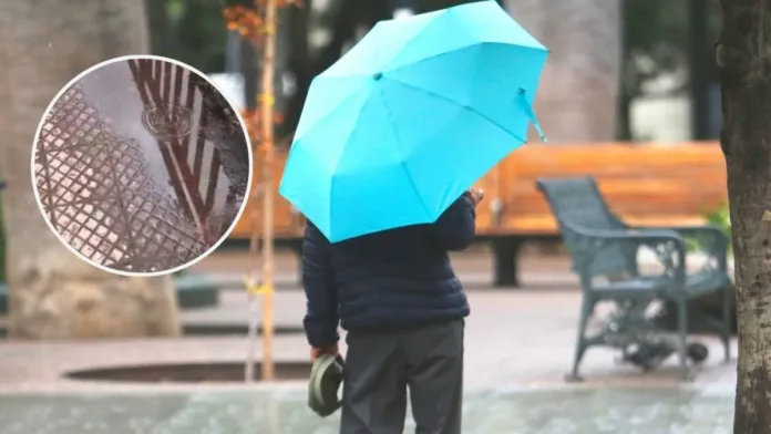 Santiago sorprendido por lluvias inesperadas en medio del calor intenso. Santiago sorprendido por lluvias inesperadas en medio del calor intenso.