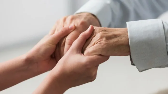 Obtén tu credencial de cuidador y accede a importantes beneficios. Obtén tu credencial de cuidador y accede a importantes beneficios.