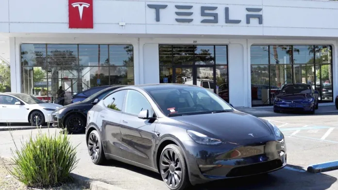 Descubre los precios actuales de los autos Tesla en Chile y su popularidad. Descubre los precios actuales de los autos Tesla en Chile y su popularidad.