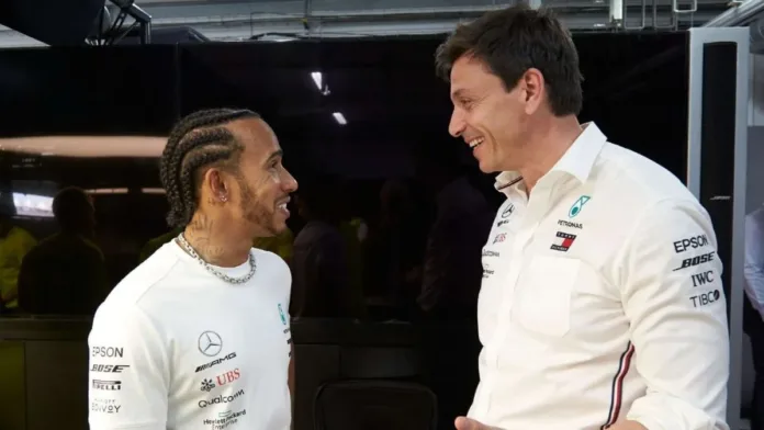 Toto Wolff revela cómo se enteró de la posible salida de Hamilton a Ferrari. Toto Wolff revela cómo se enteró de la posible salida de Hamilton a Ferrari.