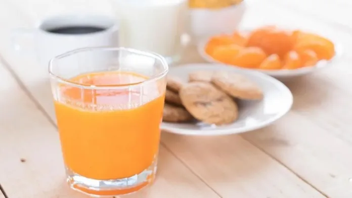 Descubre los sorprendentes beneficios del jugo de naranja en tu desayuno. Descubre los sorprendentes beneficios del jugo de naranja en tu desayuno.