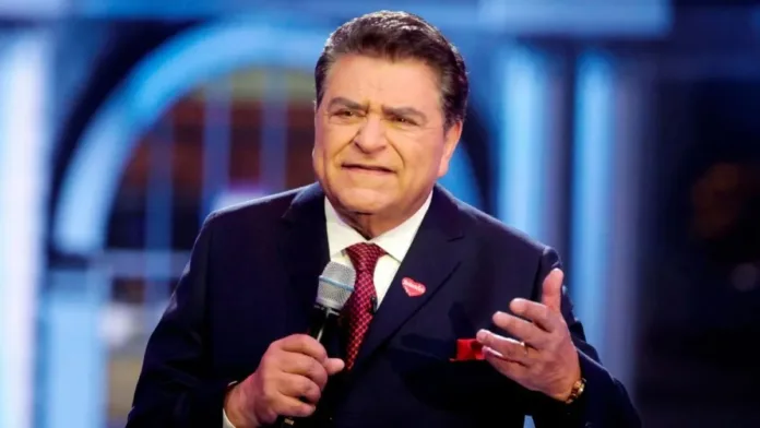 Don Francisco enfrenta un momento incómodo que lo deja descolocado. Don Francisco enfrenta un momento incómodo que lo deja descolocado.