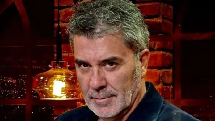 El Pollo Valdivia reflexiona sobre "Así Somos" y su viabilidad en la actualidad. El Pollo Valdivia reflexiona sobre "Así Somos" y su viabilidad en la actualidad.