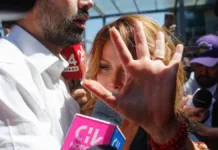 Cathy Barriga retira apelación sobre embargo de ganancias en plataforma para adultos.