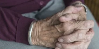 Bono Post Laboral: Aporte de $100 mil para jubilados en 2023. Descubre quiénes lo reciben.
