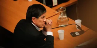 Manuel Monsalve permite levantar su secreto bancario en investigación de gastos reservados.