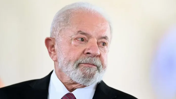 Lula da Silva se recupera tras exitosa operación cerebral de emergencia. Lula da Silva se recupera tras exitosa operación cerebral de emergencia.