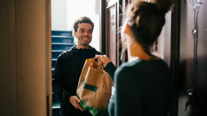 Lo más sorprendente que pediste en delivery: ¡sushi y test de embarazo en Chile! Lo más sorprendente que pediste en delivery: ¡sushi y test de embarazo en Chile!