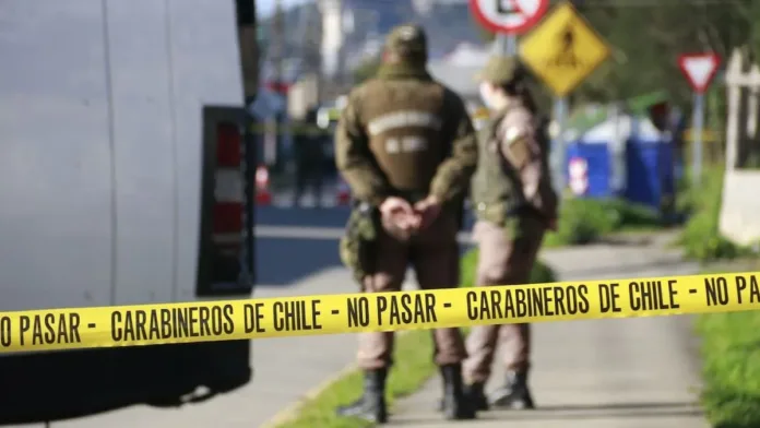 Tiroteo en La Pintana: mujer herida de bala en el tórax es atendida en hospital. Tiroteo en La Pintana: mujer herida de bala en el tórax es atendida en hospital.