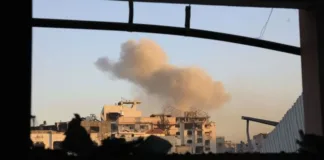Israel responde con bombardeos en Yemen tras ataques hutíes recientes.