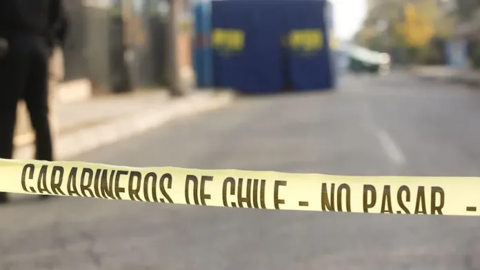 Encuentran cuerpos sin vida de pareja en su hogar en Los Vilos. Encuentran cuerpos sin vida de pareja en su hogar en Los Vilos.