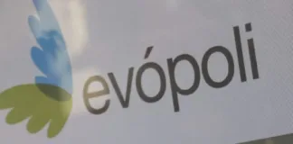 Evópoli suspende elecciones indefinidamente por fallas en el sistema electoral.