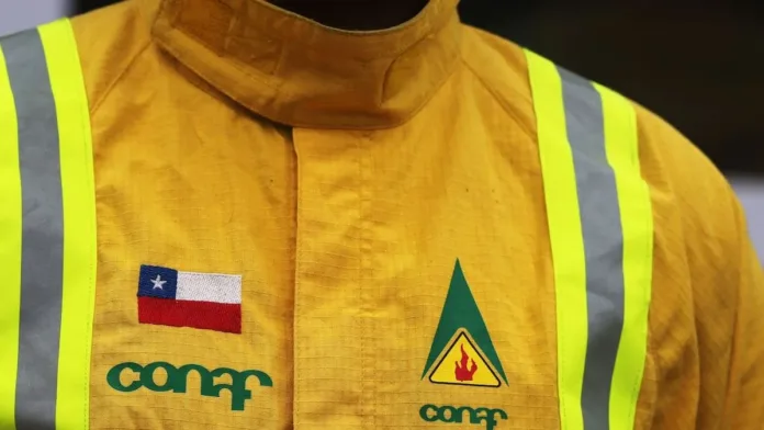 CONAF implementa nuevas medidas tras infiltraciones que causaron incendios. CONAF implementa nuevas medidas tras infiltraciones que causaron incendios.