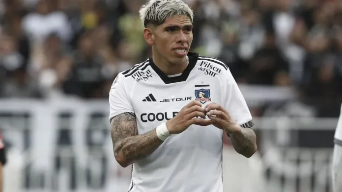 Carlos Palacios se unirá oficialmente a Boca Juniors en la fecha confirmada. Carlos Palacios se unirá oficialmente a Boca Juniors en la fecha confirmada.