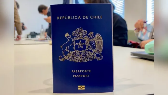 Embajada de EEUU sugiere visa antigua por problemas con nuevos pasaportes. Embajada de EEUU sugiere visa antigua por problemas con nuevos pasaportes.