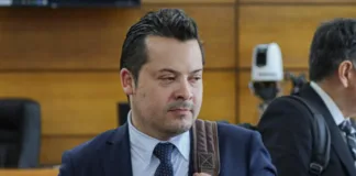 El alcalde Chamorro bajo arresto domiciliario nocturno por corrupción en Puerto Coronel.