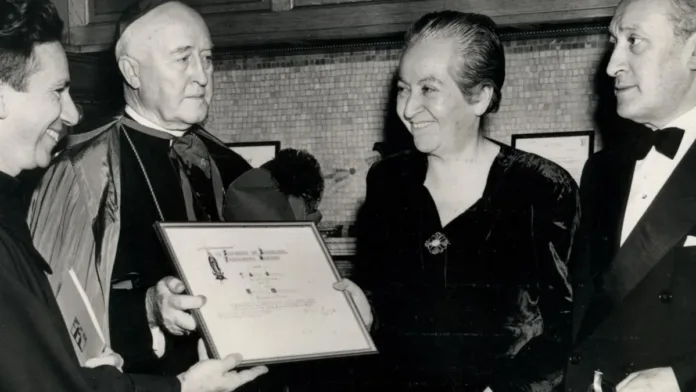 Celebrando 80 años del legado de Gabriela Mistral con el proyecto "Día G80". Celebrando 80 años del legado de Gabriela Mistral con el proyecto "Día G80".