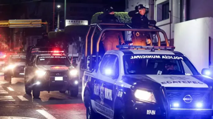 Asesinan a un alcalde y tres personas en un ataque armado en México. Asesinan a un alcalde y tres personas en un ataque armado en México.