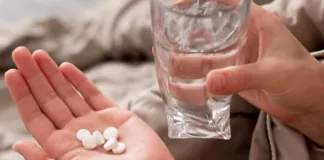 El paracetamol en mayores de 65 años puede aumentar el riesgo gastrointestinal.