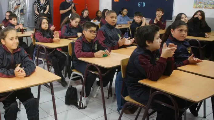 Guía para postular a colegios de la RM en 2025: pasos y consejos esenciales. Guía para postular a colegios de la RM en 2025: pasos y consejos esenciales.
