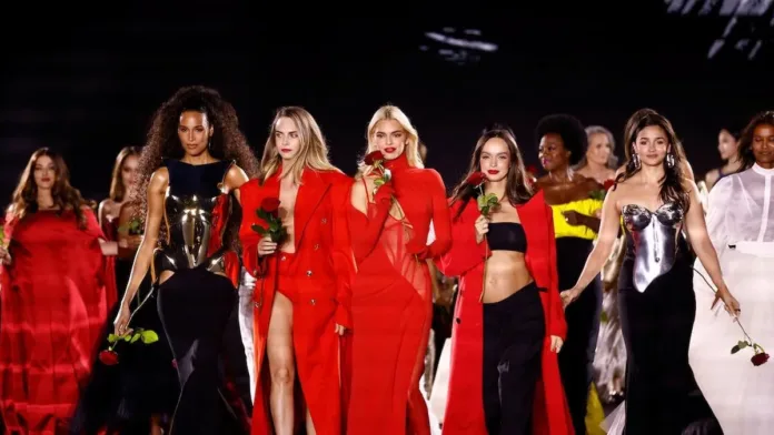 Los looks virales de 2024: tendencias que las estrellas han marcado.