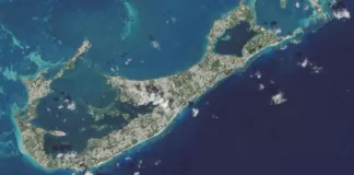 Descubre los secretos de la Isla Smith y el inicio de la colonización inglesa.