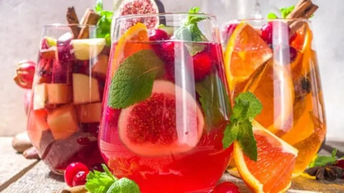 Delicioso ponche de frutas navideño: rápido Delicioso ponche de frutas navideño: rápido