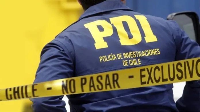 Desmantelan red del Tren de Aragua que operaba cerca de La Moneda. Desmantelan red del Tren de Aragua que operaba cerca de La Moneda.