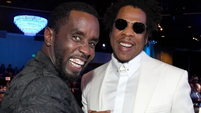 Jay-Z y Diddy enfrentan graves acusaciones de abuso a menor de edad. Jay-Z y Diddy enfrentan graves acusaciones de abuso a menor de edad.