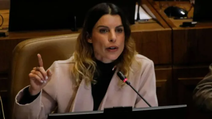 Frente Amplio impugnará a Maite Orsini por su contacto con el fiscal Parra. Frente Amplio impugnará a Maite Orsini por su contacto con el fiscal Parra.
