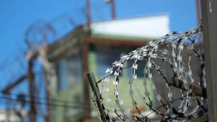 Reo decapitado en cárcel de Concepción: un hallazgo escalofriante y preocupante. Reo decapitado en cárcel de Concepción: un hallazgo escalofriante y preocupante.