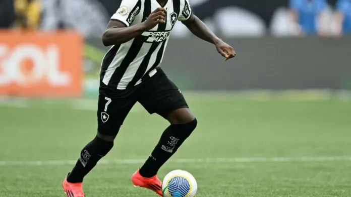 El brasileño brilla y es nombrado mejor jugador de América El brasileño brilla y es nombrado mejor jugador de América