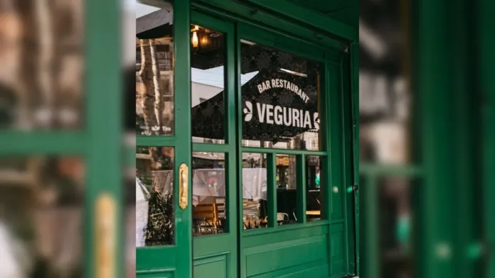 El Bar Liguria cierra tras dos meses de su arriesgada propuesta vegetariana. El Bar Liguria cierra tras dos meses de su arriesgada propuesta vegetariana.