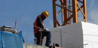 Inmobiliaria enfrenta reorganización por deudas de más de $26 mil millones.