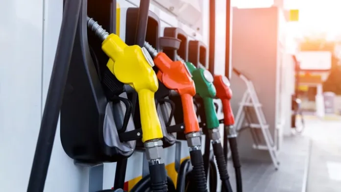 Los precios de combustibles impactan tus gastos navideños y celebraciones. Los precios de combustibles impactan tus gastos navideños y celebraciones.