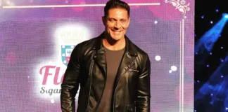 Patricio Laguna presenta a su polola influencer en un evento exclusivo.
