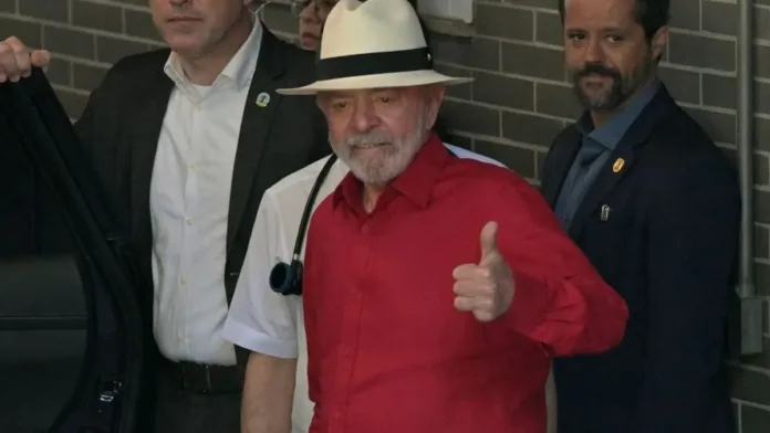Lula muestra una "mejora progresiva" tras tres semanas de su cirugía craneal. Lula muestra una "mejora progresiva" tras tres semanas de su cirugía craneal.