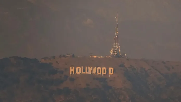 Los incendios en Los Ángeles reavivan el debate sobre la temporada de premios. Los incendios en Los Ángeles reavivan el debate sobre la temporada de premios.