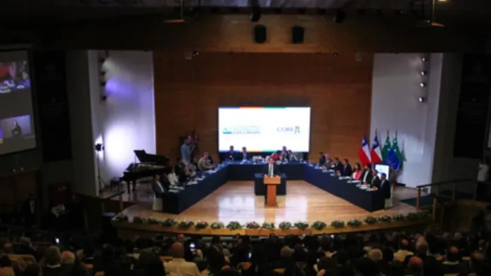 Seis nuevos consejeros regionales de Los Lagos juran en representación de Osorno. Seis nuevos consejeros regionales de Los Lagos juran en representación de Osorno.
