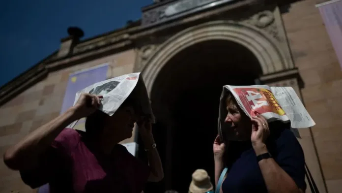 Alerta por altas temperaturas en 9 regiones: conoce días y zonas afectadas. Alerta por altas temperaturas en 9 regiones: conoce días y zonas afectadas.