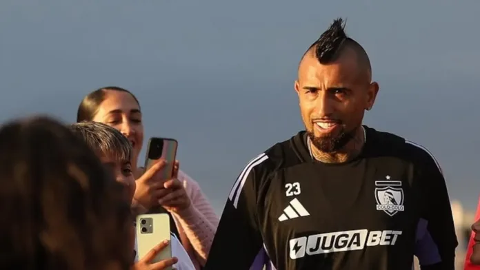 Fiscalía cierra caso contra Arturo Vidal por falta de pruebas en denuncia de abuso. Fiscalía cierra caso contra Arturo Vidal por falta de pruebas en denuncia de abuso.