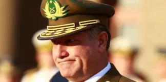 Bruno Villalobos obtiene vacaciones en medio del escándalo de corrupción.