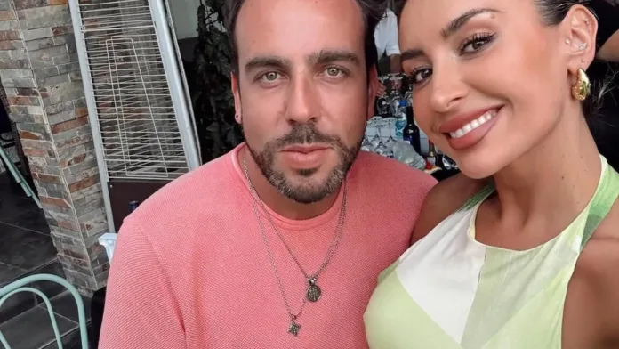 Francisco Kaminski sorprende a Camila Andrade con un lujoso regalo de cumpleaños. Francisco Kaminski sorprende a Camila Andrade con un lujoso regalo de cumpleaños.