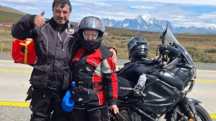 Un viaje trágico: el hijo de motoqueros recuerda su sueño y la fatalidad en Argentina. Un viaje trágico: el hijo de motoqueros recuerda su sueño y la fatalidad en Argentina.