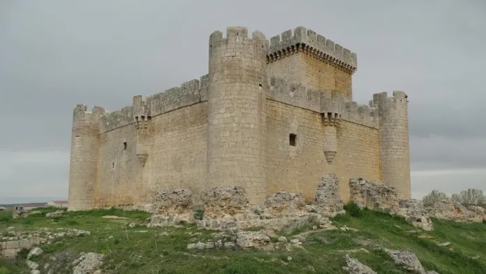 Descubre el castillo que inspiró a Hollywood Descubre el castillo que inspiró a Hollywood