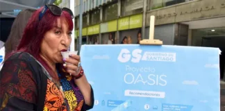 Descubre los puntos de hidratación gratuitos en Santiago con Proyecto Oasis.