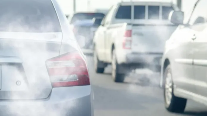 Los gases de escape en carreteras: un vínculo con la depresión en mujeres. Los gases de escape en carreteras: un vínculo con la depresión en mujeres.