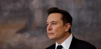Explorando la fortuna de Elon Musk y su influencia en la política estadounidense.